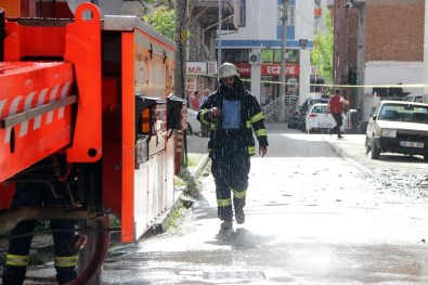 Otelde Çıkan Yangın Korkuttu