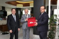 AVNI ORAL - Vali Canbolat'tan Başkan Erdem'e Ziyaret