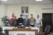 TAŞKıRAN - Başarılı Sporculara Başkan Sever'den Destek