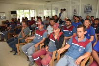 SOSYAL SORUMLULUK PROJESİ - Belediyenin Açık Alanda Çalışan İşçilerine Cilt Kanseri Anlatıldı