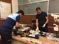 SERDİVAN BELEDİYESİ - Dilenciden Çıkan Para Herkesi Şaşırttı