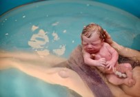 ERKEN DOĞUM - Gaziantep'te Jakuzili Suda Doğum Müjdesi