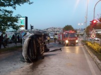 İşaret Levhasına Çarpan Araç Takla Attı Açıklaması 1 Yaralı