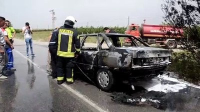 Karaman'da Seyir Halindeki Otomobil Yandı