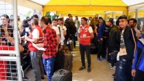 ÇOCUK FELCİ - Suriyeliler Bayram İçin Ülkelerine Gitmeye Başladı