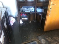 KAZIM KARABEKİR - Yaşlı Çift Lağım Sularının İçinde Gözyaşı Döktü