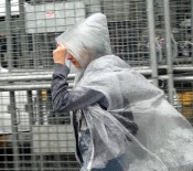 HAVA SICAKLIKLARI - Doğu Anadolu'da Gök Gürültülü Sağanak Ve Kuvvetli Rüzgar Bekleniyor