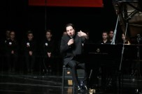FAZIL SAY - Dünyaca Ünlü Piyanist Fazıl Say Bursa'da Öğrencilerle Sahne Aldı