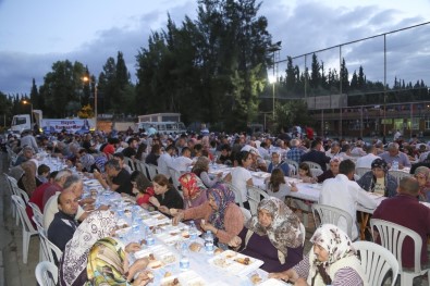 Efeler Belediyesinin İftar Buluşmaları İstiklal'de Devam Etti