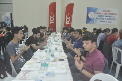 Gençlikspor'dan İftar Programı