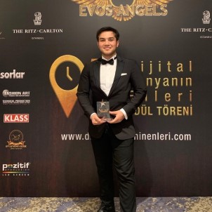 Olkan Soycan, Yılın En İyi Dijital Medya Uzmanı Ödülüne Layık Görüldü