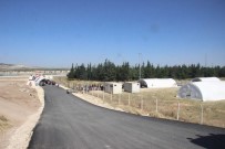 AFRİN - Suriyelilerin Vatan Hasreti Sıcaklık Dinlemiyor