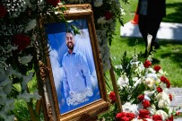 BAŞKONSOLOSLUK - ABD'de Trafik Kazasında Hayatını Kaybeden Çağrı Üre Toprağa Verildi