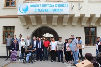Başkan Beyoğlu'ndan Engelli Vatandaşlara Gıda Yardımı
