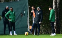AYKUT KOCAMAN - Kocaman'lı Konyaspor, Çalımbay'lı Konyaspor'u Geçemedi