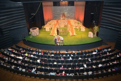 Konya'da Şehir Tiyatrosu, Kültür Hayatının Önemli Bir Parçası Oldu