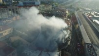 YANGıN YERI - İstanbul'da yangın faciası: 2 Ölü, 4 yaralı