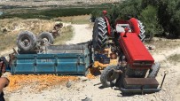 EREN KESKİN - İşçileri Taşıyan Traktör Römorku Devrildi Açıklaması 1 Ölü, 9 Yaralı