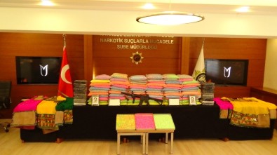 İstanbul'da 2 Milyona Yakın Uyuşturucu Hap İle 30 Kilo Kokain Ele Geçirildi