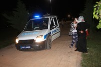 KÜÇÜK KIZ - Kayıp Çocuğu Polisler Buldu