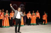 Konak'ta Halk Oyunları Coşkusu