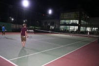 ÇEK CUMHURIYETI - Tenis Dünyası Rallicilere Ev Sahipliği Yaptı