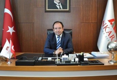 Başkent Ankara Meclisi'nden Arif Şayık'a Üstün Hizmet Ve Başarı Ödülü