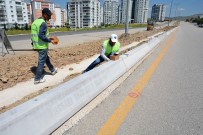 ŞEMSETTIN GÜNALTAY - Başkent'te Kaldırım Ve Kavşaklara Yoğun Bakım