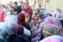 ON BIR AYıN SULTANı - Fatma Şahin Kadınlarla Birlikte Yuvalama Yaptı