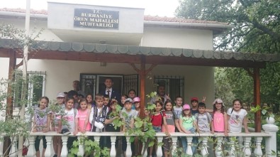 Burhaniyeli Öğrencilerin Muhtarlık Ziyareti