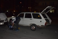 TURGUT ÖZAL - Malatya'da Otomobile Silahlı Saldırı Açıklaması 2 Ağır Yaralı