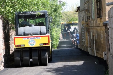 Talas'ta Asfalt Çalışmalarına Ramazan'da Da Devam