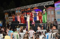 İFTAR YEMEĞİ - Yılmaz Açıklaması 'Yeter Ki Çocuklarımızın Yüzü Gülsün'