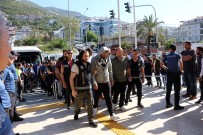 ŞANS OYUNLARI - Alanya'da Yasadışı Bahis Operasyonuna 19 Tutuklama