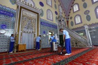 MERMERLER - Bağcılar'da İbadethaneler Ramazan Ayı Öncesi Temizlendi
