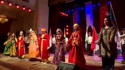 Bakü'de 'Kerkük-Türkmeneli Türkçülük Şöleni'