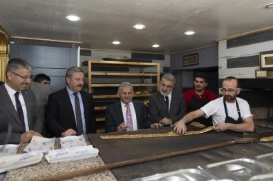 Başkan'dan Esnaf Ziyareti