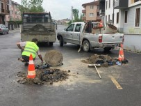 FARUK ÖZLÜ - Belediye Ekipleri Saha Çalışmaları Aralıksız Devam Ediyor