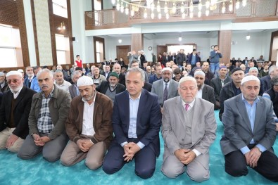 Suluova'da Akşemseddin Camisi Dualarla İbadete Açıldı