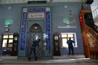 YUNUSEMRE - Yunusemre Belediyesinden İbadethanelerde Ramazan Hazırlığı