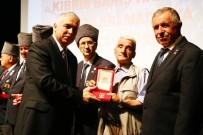 KıBRıS - 313 Kıbrıs Gazisine Madalya Verildi