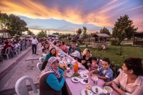 İFTAR YEMEĞİ - Akhisarlı Ormancılar İftarda Buluştu