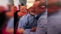 Bakan Çavuşoğlu'na Mekke'de Sevgi Seli