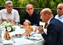 ÇAĞRI MERKEZİ - Başkan Soyer Muhtarlarla Buluştu