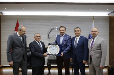 Hisarcıklıoğlu'ndan Başkan Büyükkılıç'a Hayırlı Olsun Ziyareti