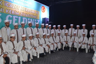 Kahta'da 42 Hafız İçin İcazet Merasimi Düzenlendi