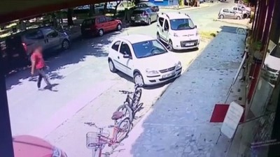 Mersin'de Bisiklet Hırsızlığı Kamerada
