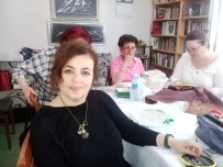 EL EMEĞİ GÖZ NURU - Mübadil Kadınları Ev Hanımlarına Kurs Veriyor