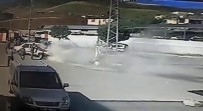 Otomobil Akaryakıt İstasyonu Önünde Yanmaktan Son Anda Kurtarıldı Haberi