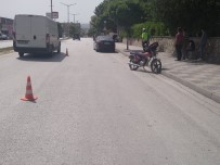 İSMET İNÖNÜ - Otomobil İle Motosiklet Çarpıştı; 1 Yaralı